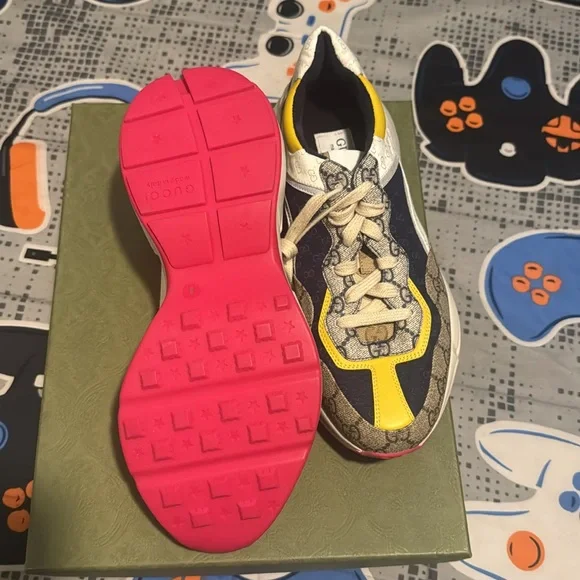 Gucci Rython - Picture 2 of 4